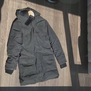 Tna Bancroft Women Black Polyester Long Sleeve Puffer Long Hoodie Jacket Size L